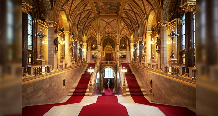 匈牙利國會大廈(Hungarian Parliament Building)-The Grand Stairway