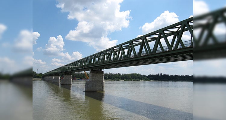 匈牙利布達佩斯尤佩斯特鐵路大橋(Újpesti vasúti híd)