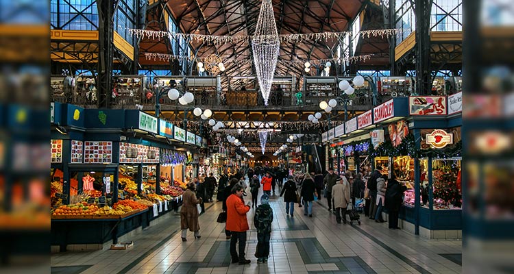 匈牙利布達佩斯中央市場(Nagy Vásárcsarnok)