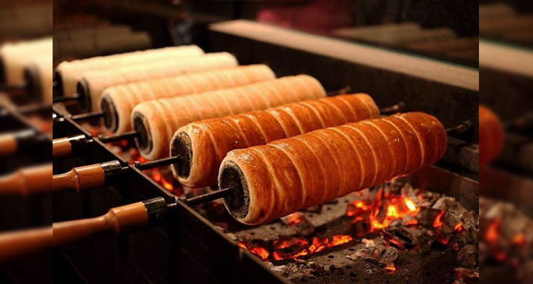 匈牙利布達佩斯傳統美食煙囪捲(Kurtoskalac)