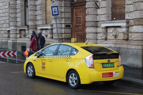 布達佩斯計程車(Taxi)